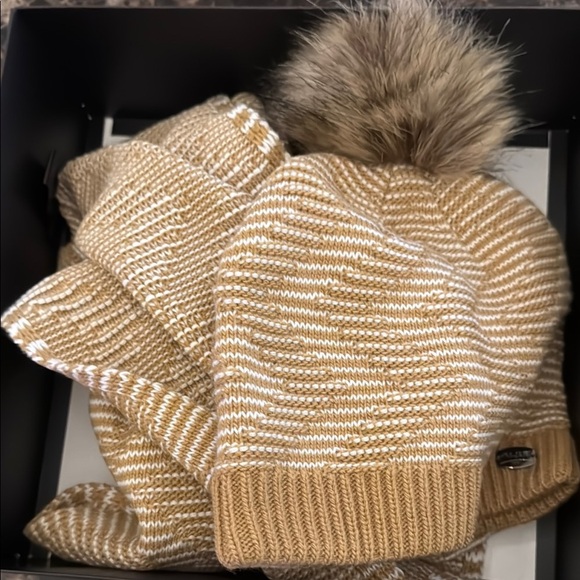 PAJAR MARTHA WOMEN\'S HAT & SCARF SET Cozy Tan Kids Beanie and Scarf Set main image 4